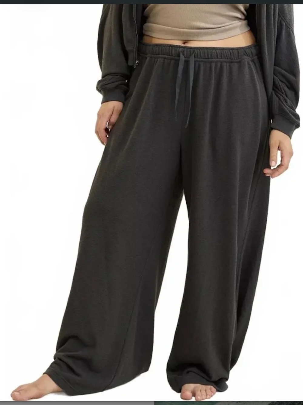 🆕 NWT Aerie Soft Life Trouser in 'Smoked Gray', Size Small